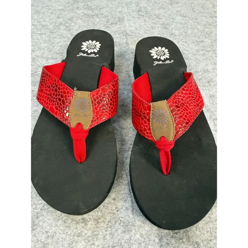 Yellow Box, Red Snakeskin Print Wedge Flip Flops Women's size 9M - Picture 3 of 7